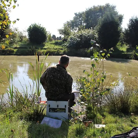 Het Achterhuis شقة