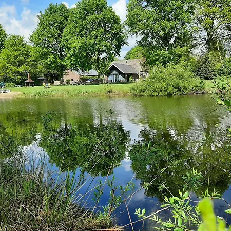 Het Achterhuis Lägenhet Siebengewald
