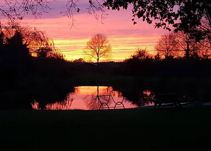 Het Achterhuis 아파트